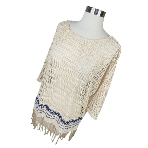 Umgee Boho Crochet Fringe Top - Size Small (Oversized) - Picture 2 of 4